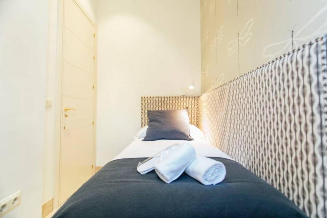 New With Height- 2Bd 1Bth- Pajaritos Apartment Seville Ngoại thất bức ảnh